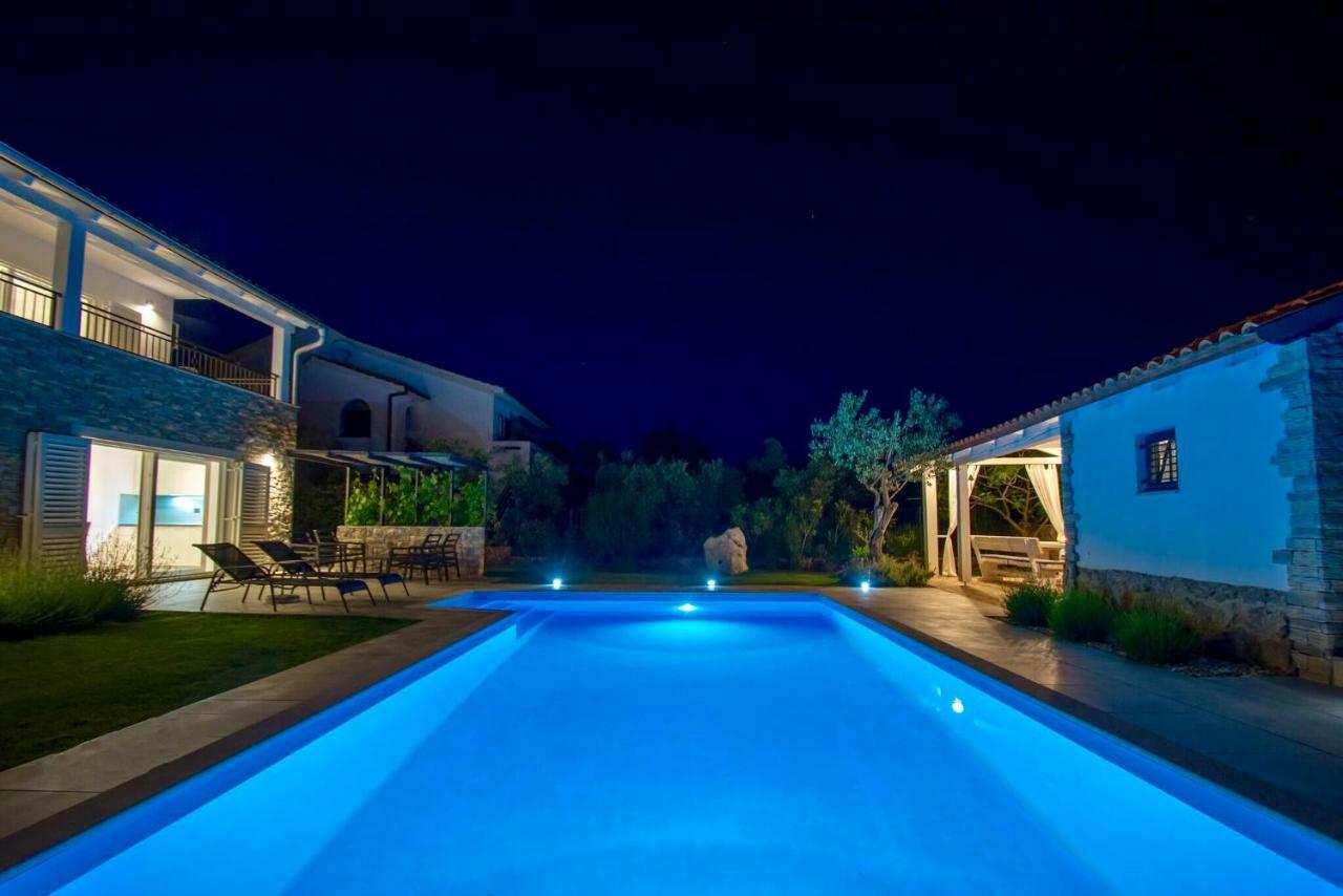 Salt & Sand Villa คอร์นิช ภายนอก รูปภาพ